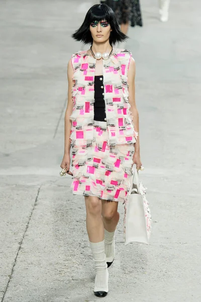 Look 73